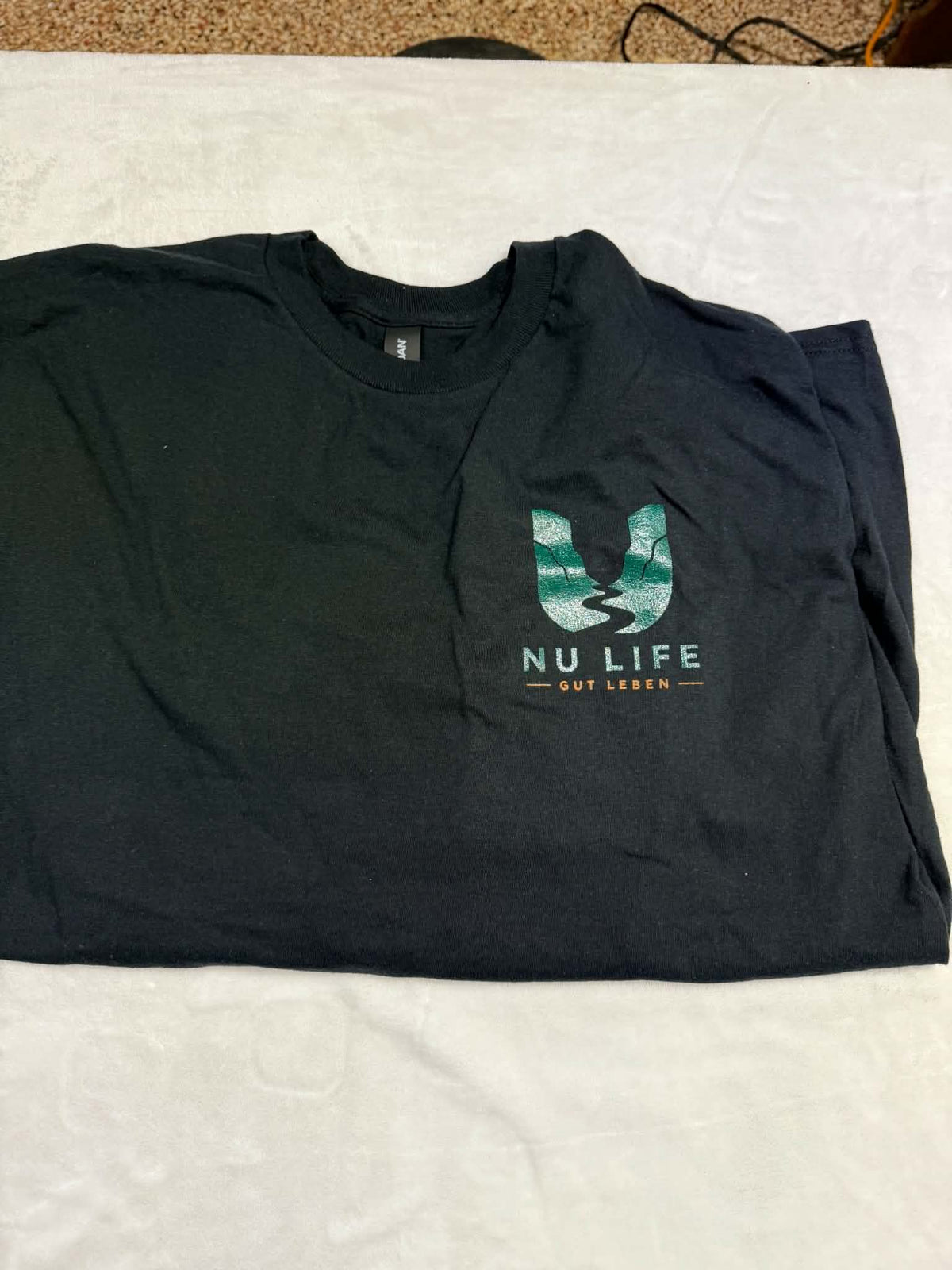 NU Life Gut Lieben T-Shirt